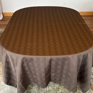 Elegant Brown Tablecloth for Home Dining